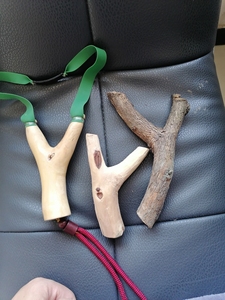 000人付款淘宝转让纯天然造型酸枣木弹弓架,木质好,手握感觉好sd