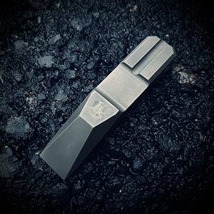 edc jbb 撬棍 超稀有b30白铜材质 肉感强 手感厚实