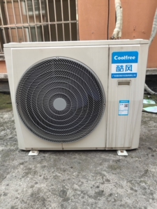 美的酷风中央空调,5匹一拖四,培训室,没用过几次,低价处理