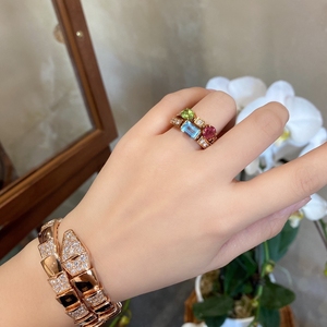 宝格丽彩宝戒指