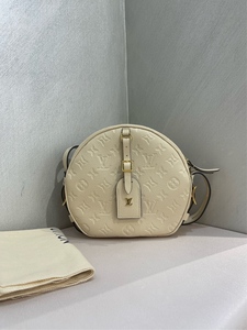 lv 路易威登 奶白色全皮大号 圆饼包 整体成色99新