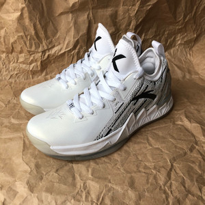 安踏kt2low汤普森2代低帮版黑白配色