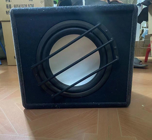 现售二手低音炮一个 kingroad劲途 10寸低音炮