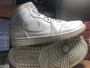 耐克aj1 纯白 白色 44码 正品 9新 可以开验货宝(自