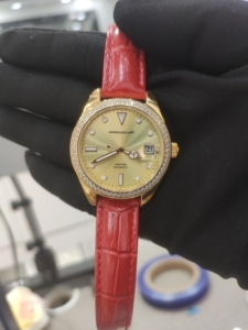 000人付款淘宝全新安伯顿手表1.