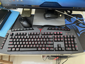 联想拯救者y系列游戏机械键盘k800.红轴.成色新,用得少.