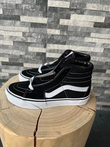 美版vans经典款sk8hi黑白,现有尺码高帮34.5 35