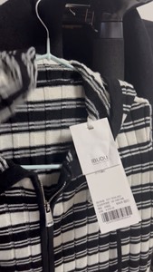 IBUDU伊布都女装专柜正品23年冬款针织开衫Y234101