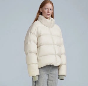 江南布衣 羽绒服女2021冬短款立领加厚纯色短款白鸭绒羽绒宽