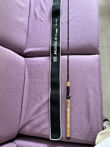 蓝旗鱼 怪物路亚竿 bb-76m 2.28米,杆子整体9新以