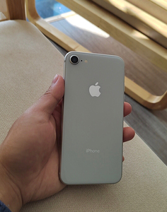 苹果8 256g  个人转让自用,原装正品好手机 苹果864