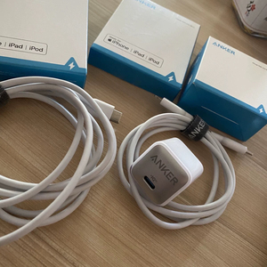 【anker安克】nanopro安芯充pd20w充电器适用于