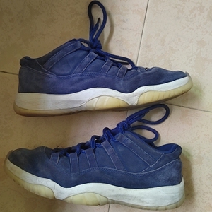 aj11蓝麂皮respect2 挺少见的一双鞋,正品 穿的破