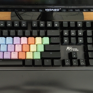 RK机械键盘 黑轴 RGB灯光 侧翼独立灯带手托可拆卸 送拔