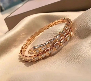 宝格丽bvlgari蛇骨手镯白贝母18k玫瑰金黄金白金限量款