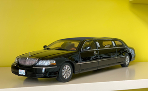 24绝版原厂红旗ca7460车模林肯城市中国版合金仿真汽车模型0人付款