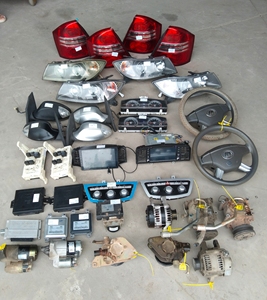 力帆620拆车件,全车配件,大灯,尾灯,后视镜,仪表盘,导航