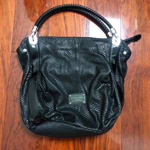 威尔萨斯黑色纯皮女包 九成新 鳄鱼纹纯皮