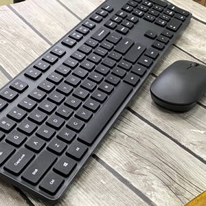 618特价-小米无线键鼠套装 简洁轻薄 全尺寸104键键盘