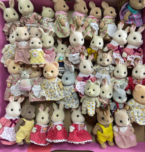 森林家族森贝儿散货公仔兔子松鼠图一10元