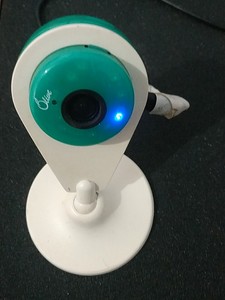 青果家用无线摄像头,手机监控摄像头,看店神器,可以插卡,功能