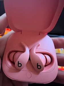 粉色beats fit pro真无线蓝牙耳机智能降噪防水防尘