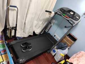 迪卡侬跑步机,domyos t500a 当初将近3000买的