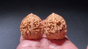 凤凰台狮子头核桃 张飞将军榜也是它六面精配纹理霸气皮质走色优