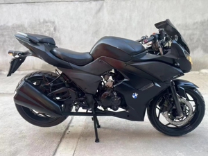 黑武士大s,配置,液晶仪表真皮座椅,川崎四排气,黄金250排