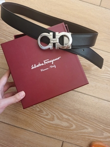 000人付款淘宝菲拉格慕男士腰带,全新的没有用过,盒子防尘袋还在,商场