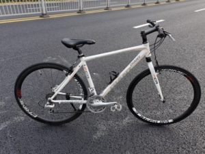 冷风低语淘宝捷安特fcr3700,全新700c公路头管减震前叉0人付款300.