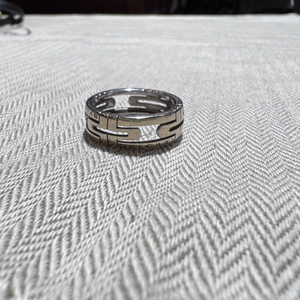 宝格丽 parentesi系列 镂空回形针戒指白金款 61号