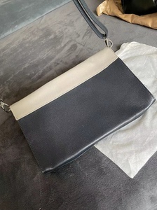 swarovski 施华洛世奇, 斜挎信封包,专柜赠品,牛皮