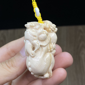 001人付款天猫猛犸象牙貔貅汽车钥匙扣挂件朱砂本命佛挂饰虎年本命年