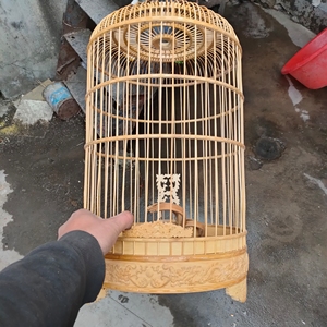 直径33高50小云雀鸟笼还有个直径36的自己买的半成品回来装