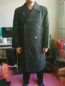 老式双排扣列宁服,纯呢子大衣,是锦州凌河服装厂生产的标签在