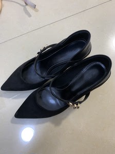 索兰黑色高跟鞋