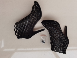 endear 伊迪亚 女士镂空皮鞋