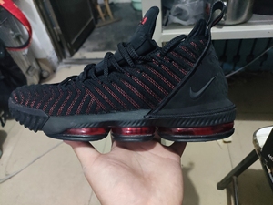 nike lebron 16 詹姆斯16黑红配色 44码 保_阿里巴巴找货神器