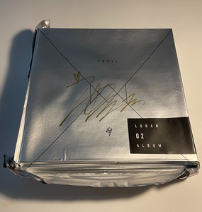 鹿晗亲笔签名新专辑《XXVII》全新未拆 鹿晗签名《重启》实