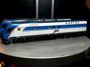 火车模型  红星品牌(非百万城)东风11g内燃机车,df11