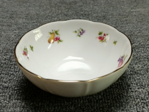 日本骨瓷 adam eve 亚当夏娃 描金彩绘花草纹 金边花