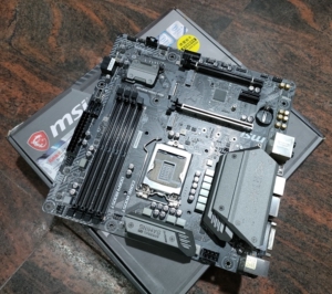 库存msi/微星mag z390m mortar迫击炮主板1