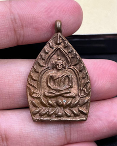 龙婆遮2535座山佛