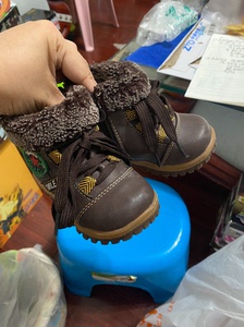 宝宝鞋婴儿鞋男宝鞋女宝鞋靴子皮靴宝宝走步鞋。孩子们都长大了，