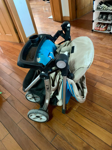 viki威凯婴儿推车可坐可躺折叠三轮推车.可正反推,超大底部