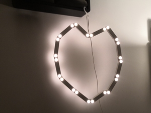 宜家 思吉拉led悬挂灯灯饰,全新哦.可以做各种造型,很有创