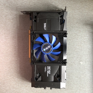 影驰gtx550ti 黑将 1gd5显卡 需要6p电源供电