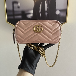 gucci古驰ggmarmont粉金三层相机包!98新 尺寸