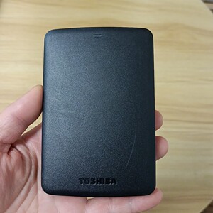 垂直东芝500g移动硬盘 ,如下图 ,通电0~500小时,2